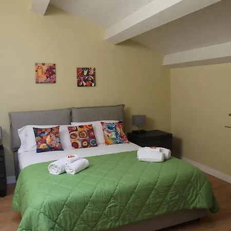 Apartment Holiday In Archimede Catania
